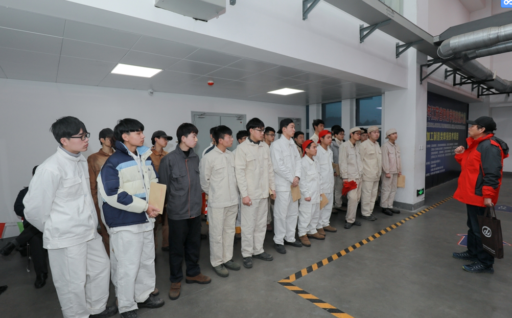 1546783584938064939.png blob.png